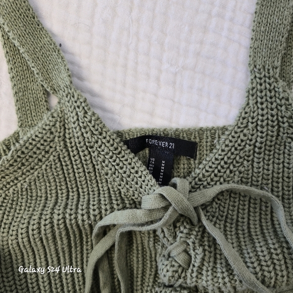 Forever 21 Green Knit Crop Top - Picture 5 of 7